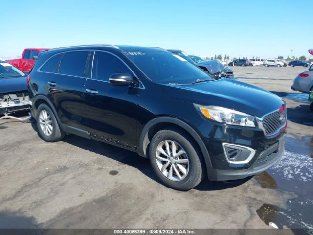 KIA SORENTO 2018 5xypg4a53jg358636