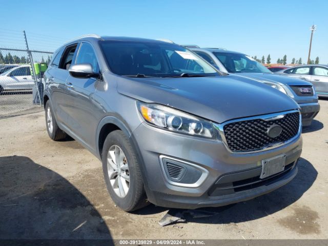 KIA SORENTO 2017 5xypg4a54hg224244