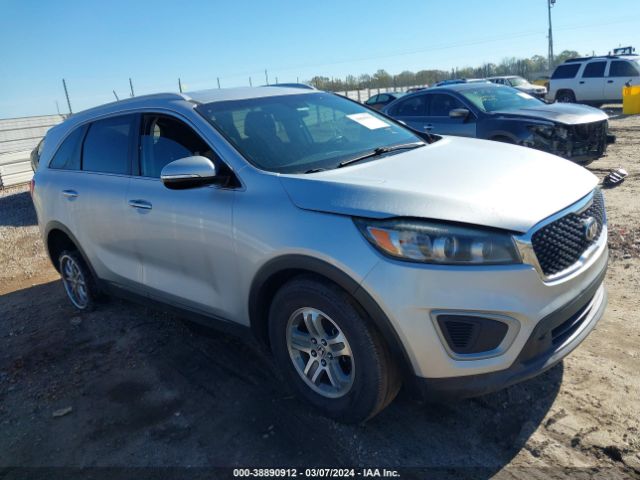 KIA SORENTO 2017 5xypg4a54hg272097