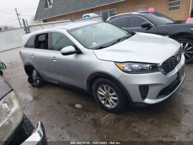 KIA SORENTO 2019 5xypg4a54kg580314