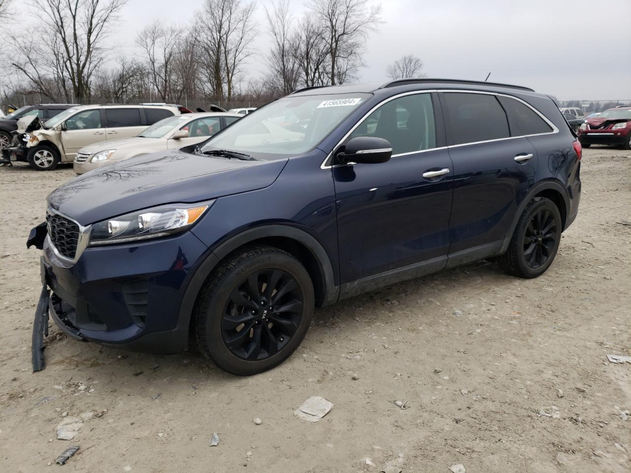 KIA SORENTO 2019 5xypg4a54kg607950