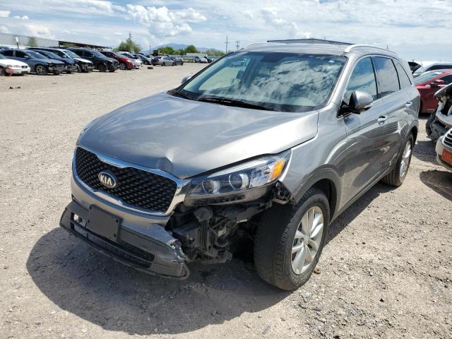 KIA SORENTO LX 2017 5xypg4a56hg222401