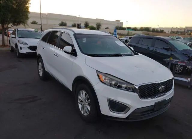 KIA SORENTO 2017 5xypg4a56hg223564