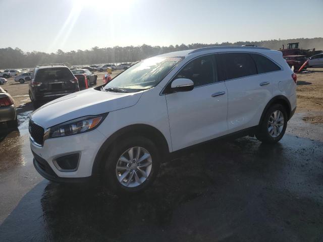 KIA SORENTO LX 2017 5xypg4a56hg285742