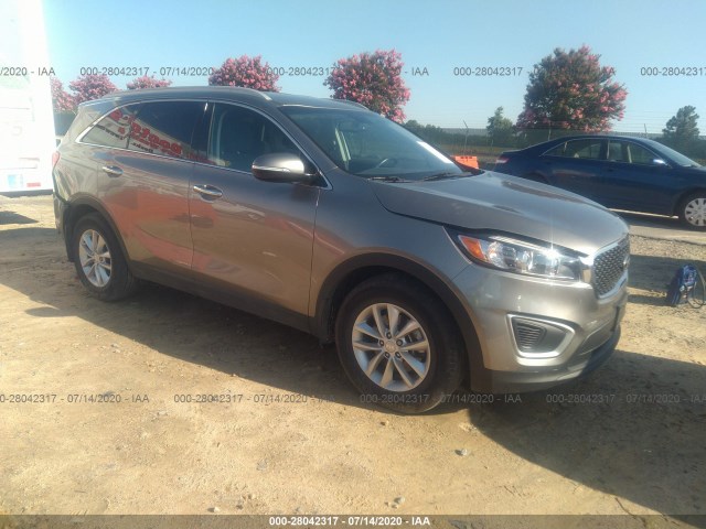 KIA SORENTO 2017 5xypg4a56hg286082