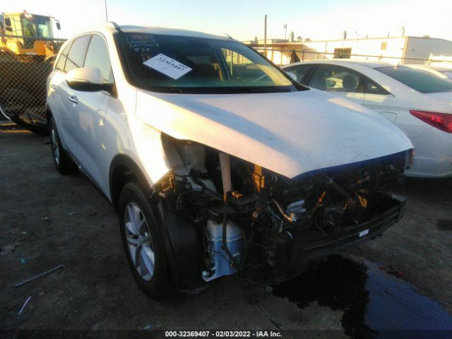 KIA SORENTO 2018 5xypg4a56jg400426