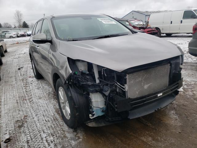 KIA SORENTO LX 2019 5xypg4a56kg556757