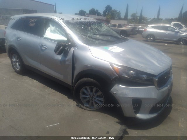 KIA SORENTO 2019 5xypg4a56kg563188