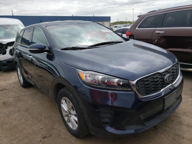 KIA SORENTO LX 2019 5xypg4a57kg489795