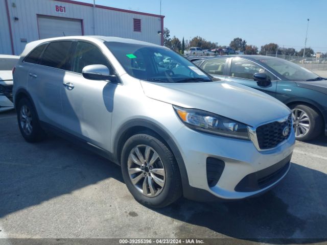 KIA SORENTO 2019 5xypg4a57kg571025