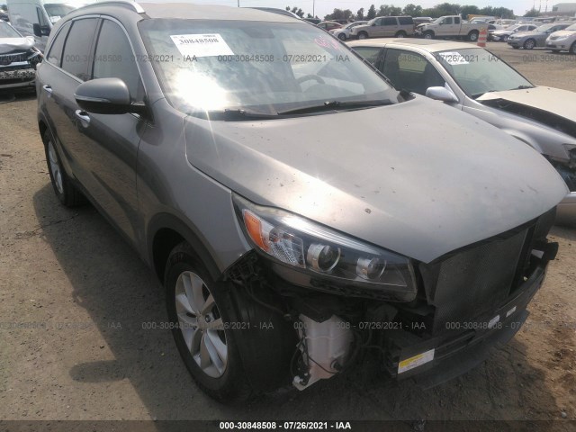 KIA SORENTO 2017 5xypg4a58hg220813