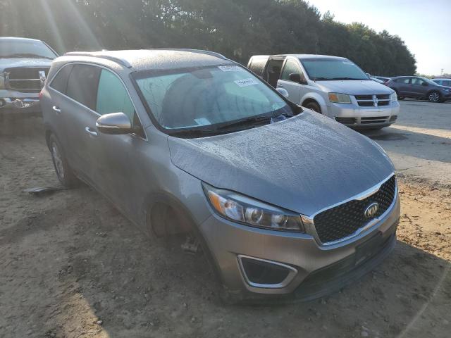 KIA SORENTO LX 2017 5xypg4a5xhg215046