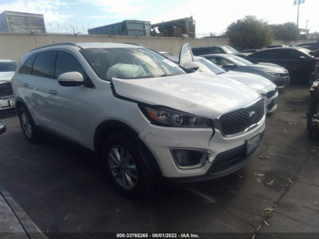 KIA SORENTO 2017 5xypg4a5xhg323327