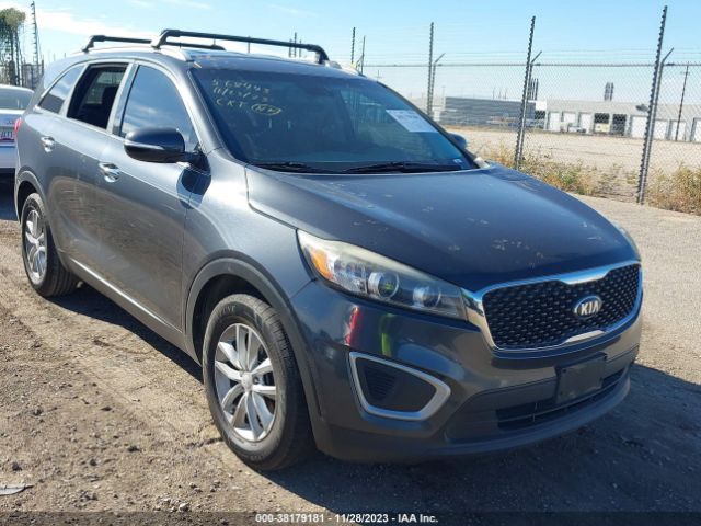 KIA SORENTO 2018 5xypg4a5xjg339825