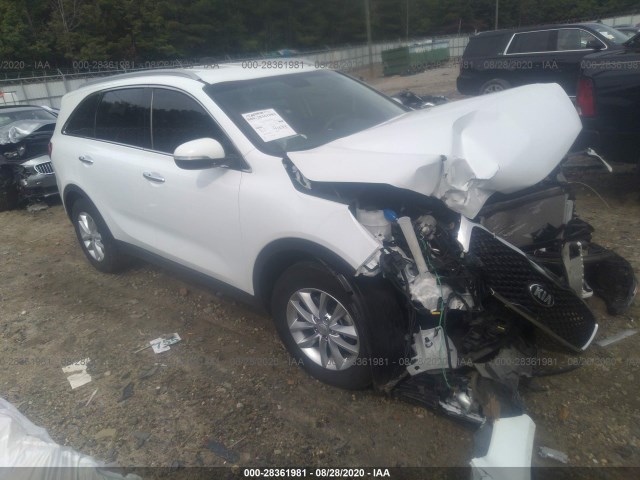 KIA SORENTO 2018 5xypg4a5xjg352591