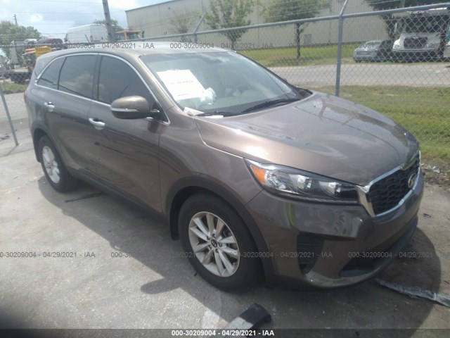 KIA SORENTO 2019 5xypg4a5xkg495767