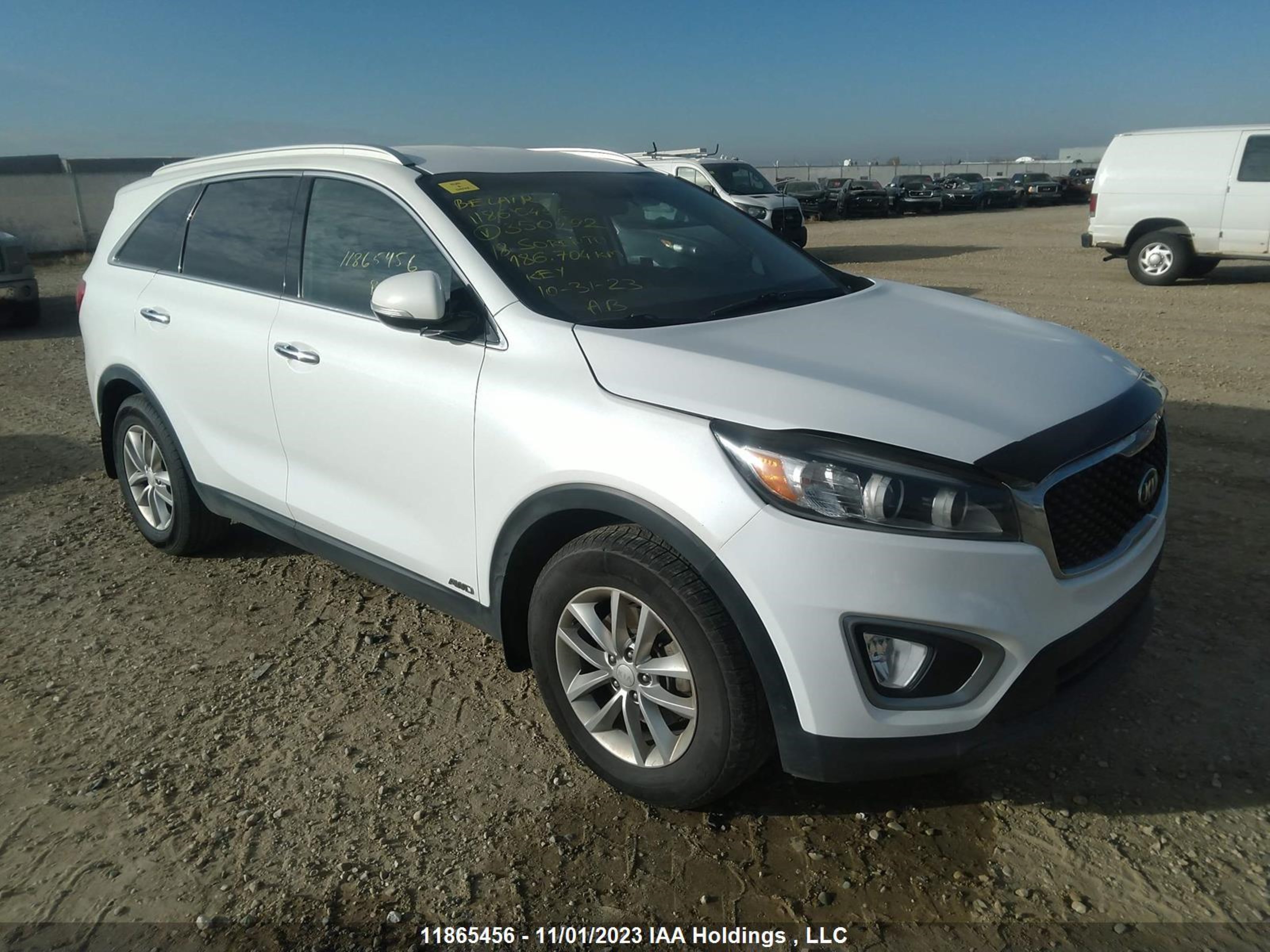 KIA SORENTO 2018 5xypgda12jg350492