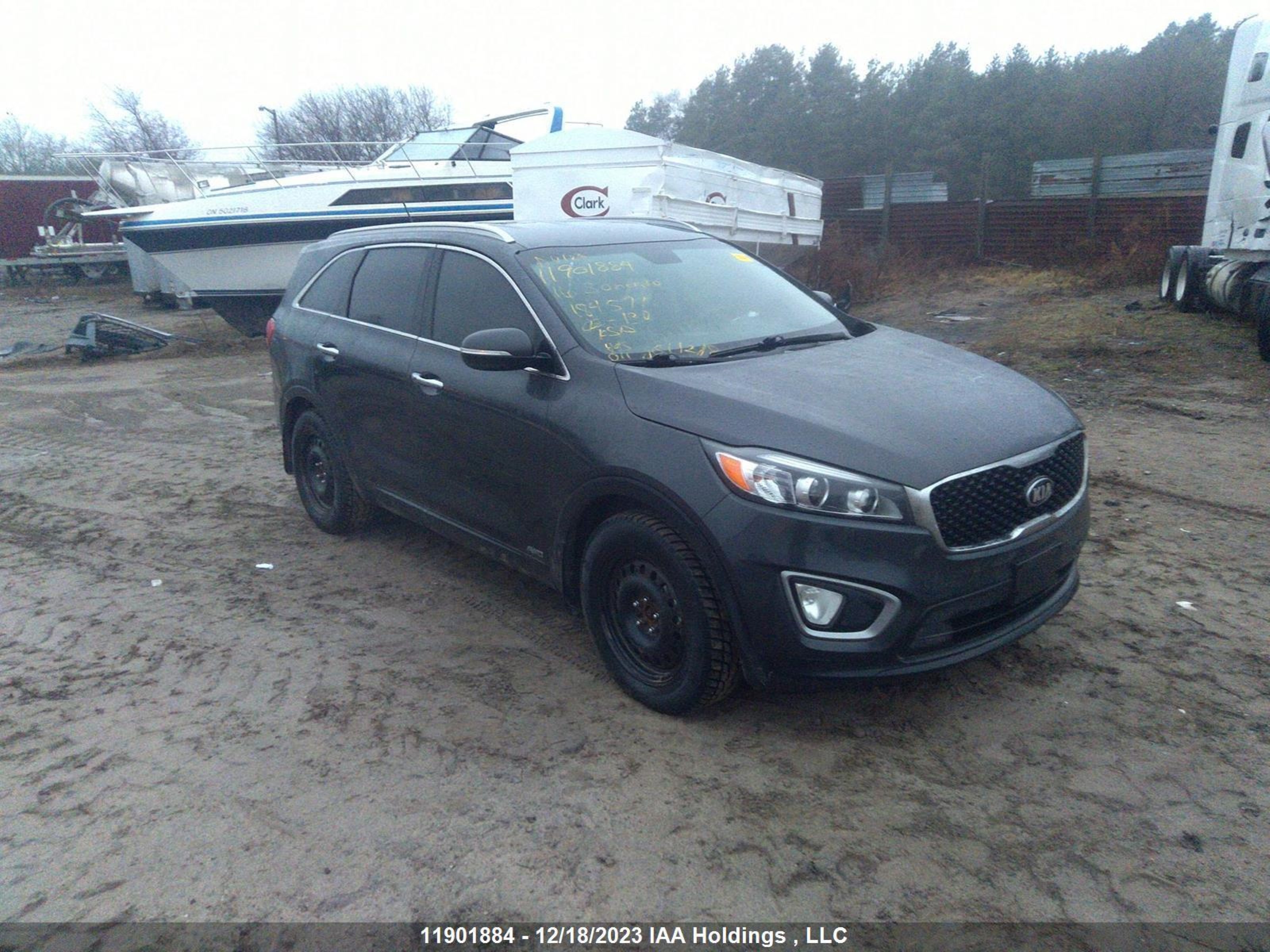 KIA SORENTO 2016 5xypgda1xgg184571