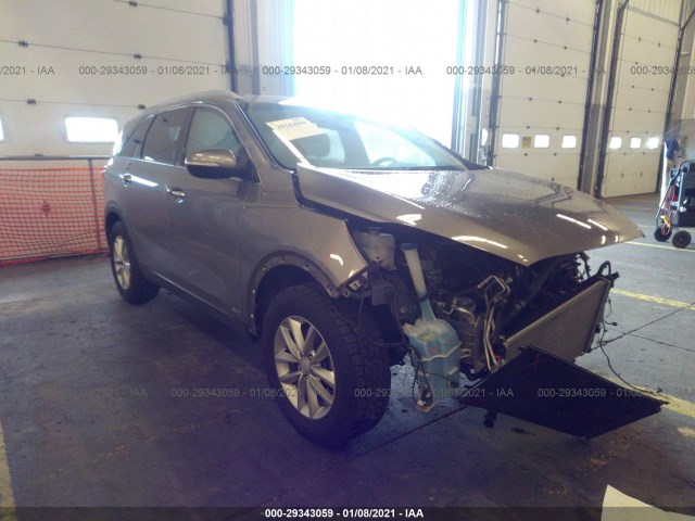 KIA SORENTO 2017 5xypgda30hg282558