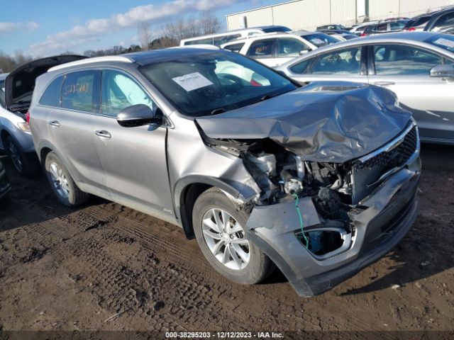 KIA SORENTO 2017 5xypgda30hg286089