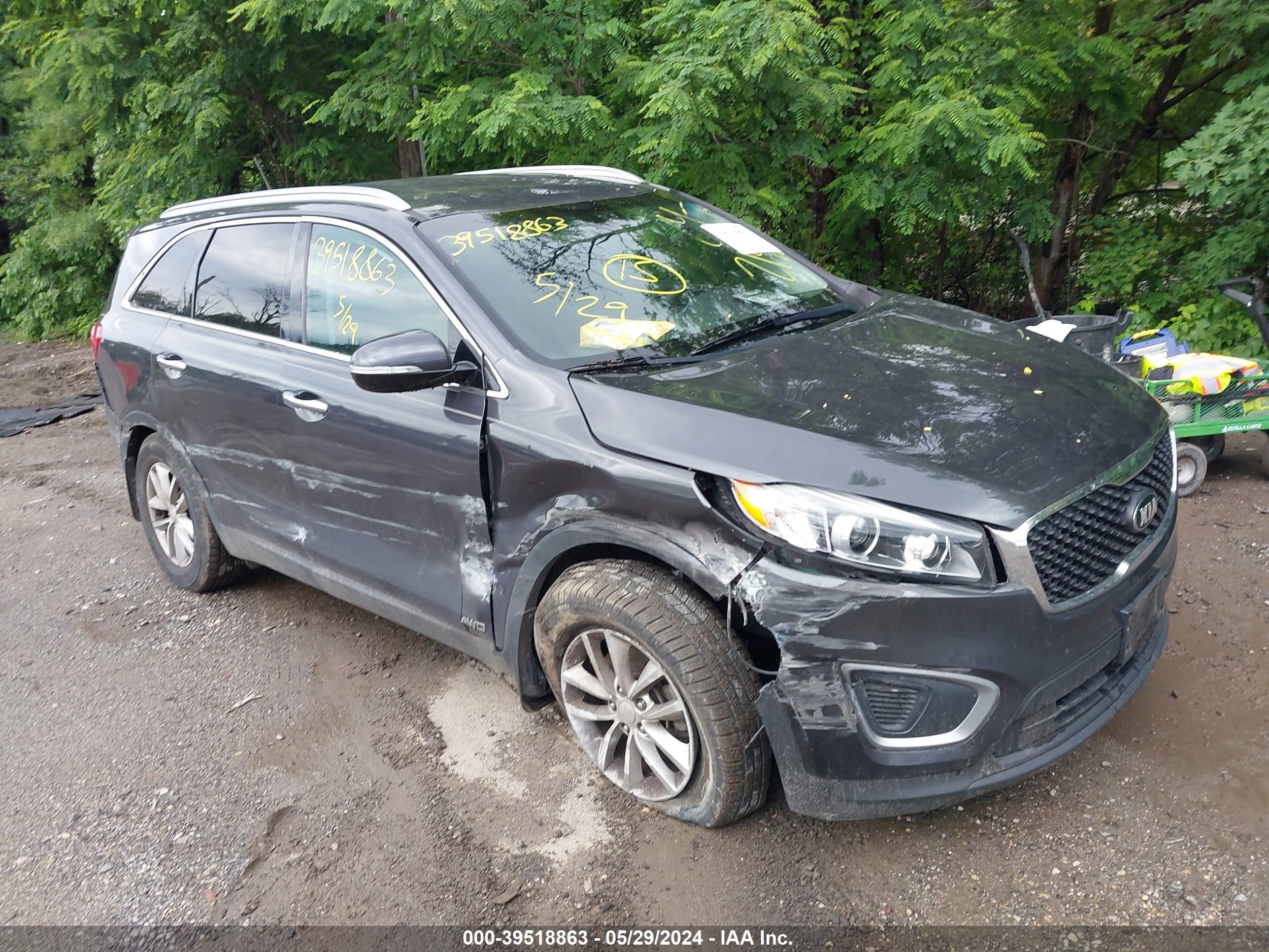 KIA SORENTO 2016 5xypgda31gg166543