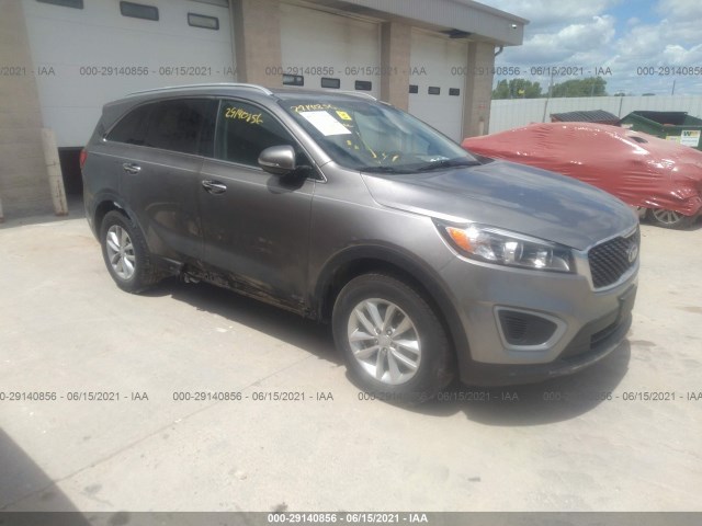 KIA SORENTO 2017 5xypgda31hg217525