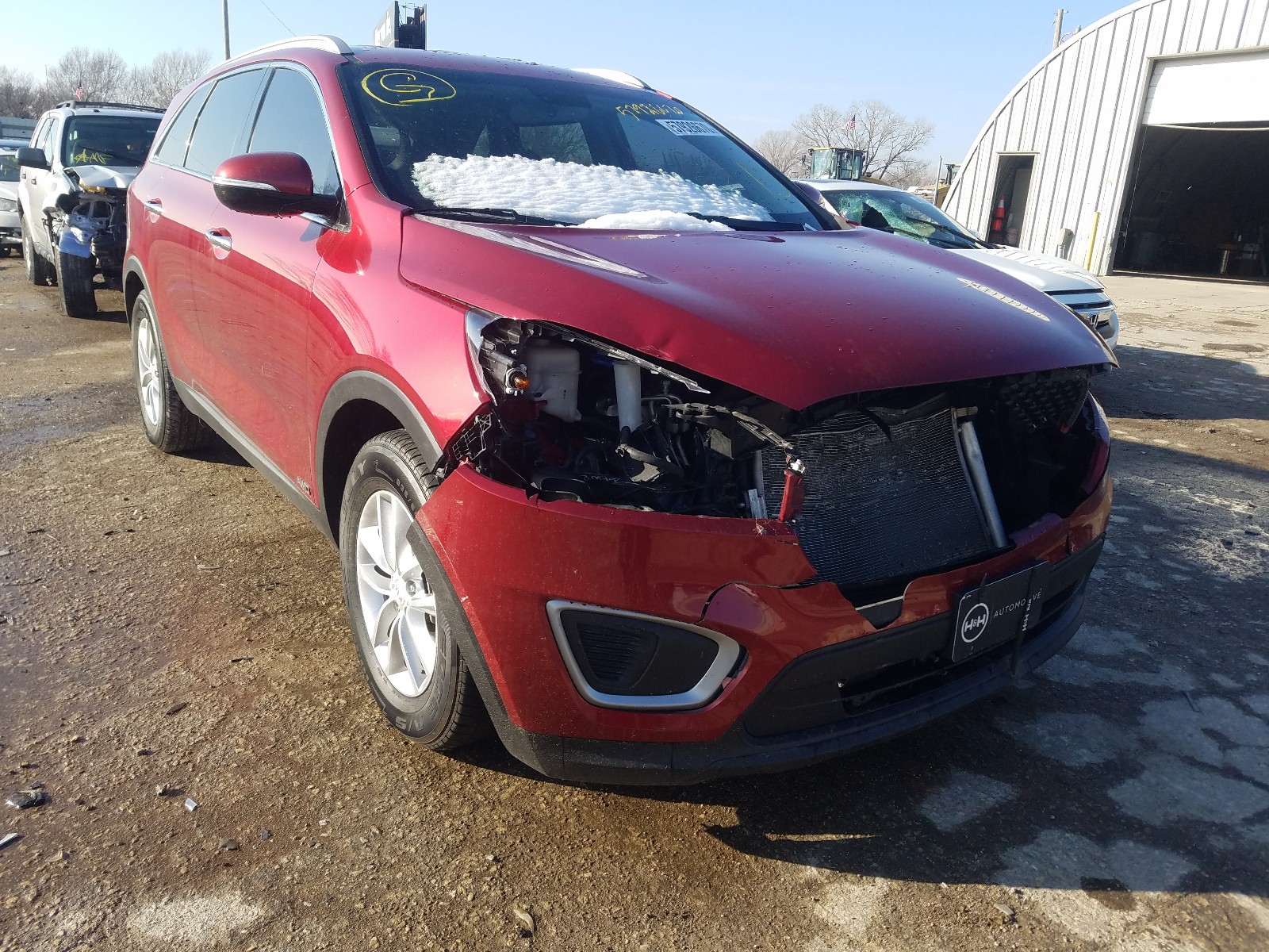 KIA SORENTO LX 2017 5xypgda31hg324140