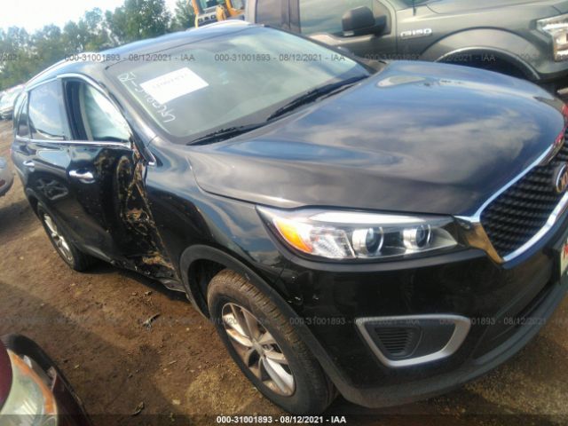 KIA SORENTO 2018 5xypgda31jg368645