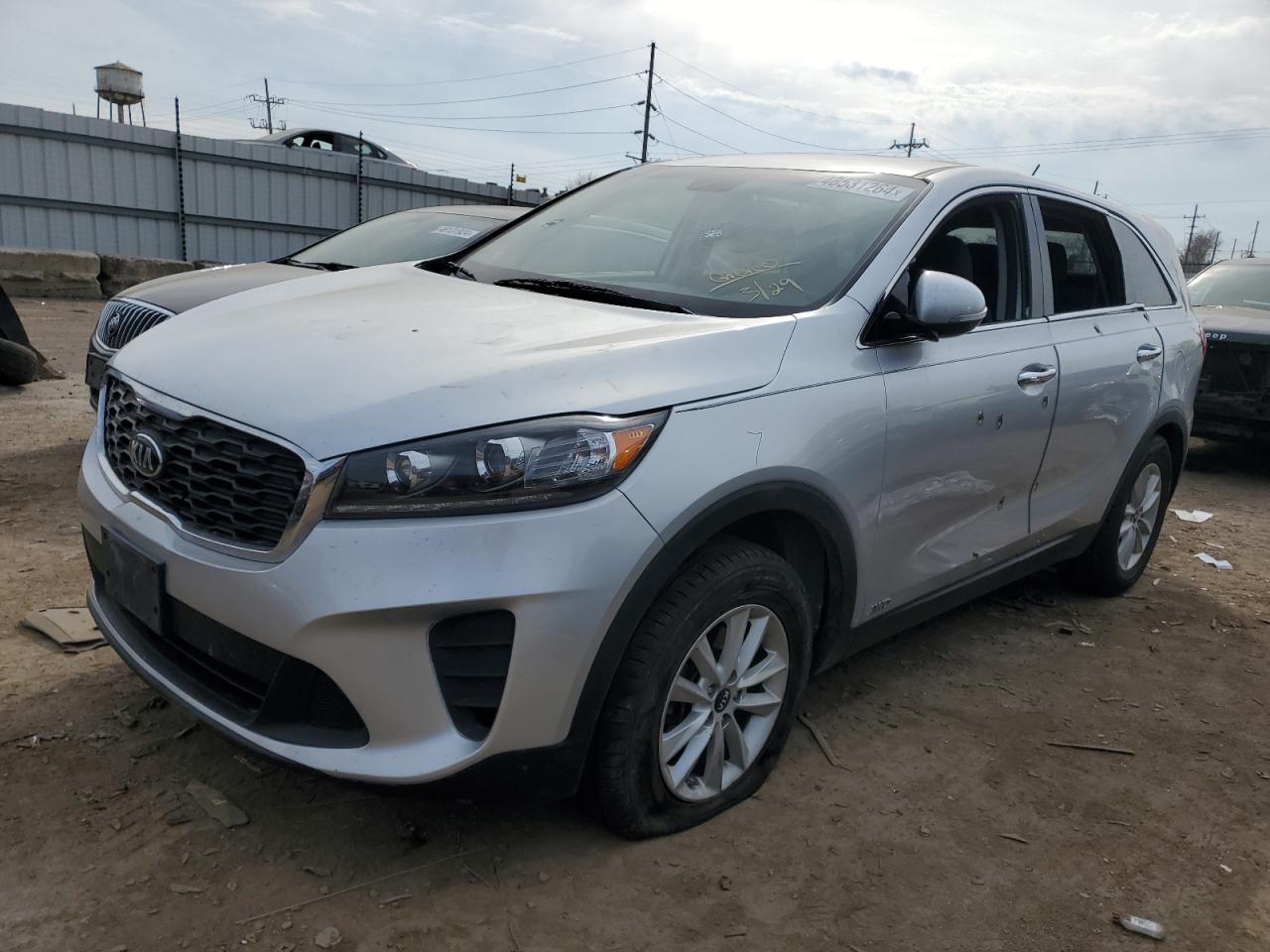 KIA SORENTO 2019 5xypgda31kg480749