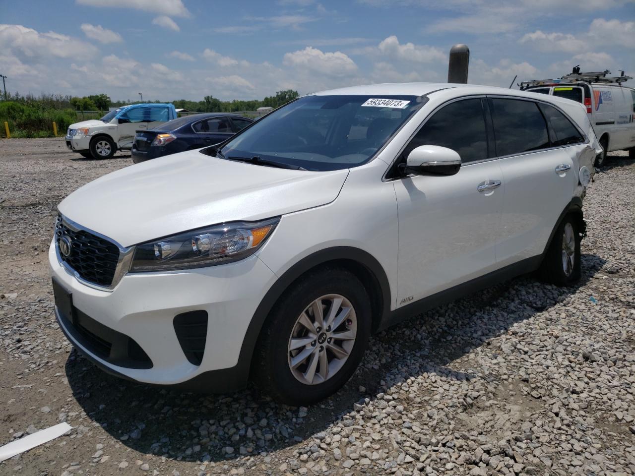 KIA SORENTO 2019 5xypgda31kg537158