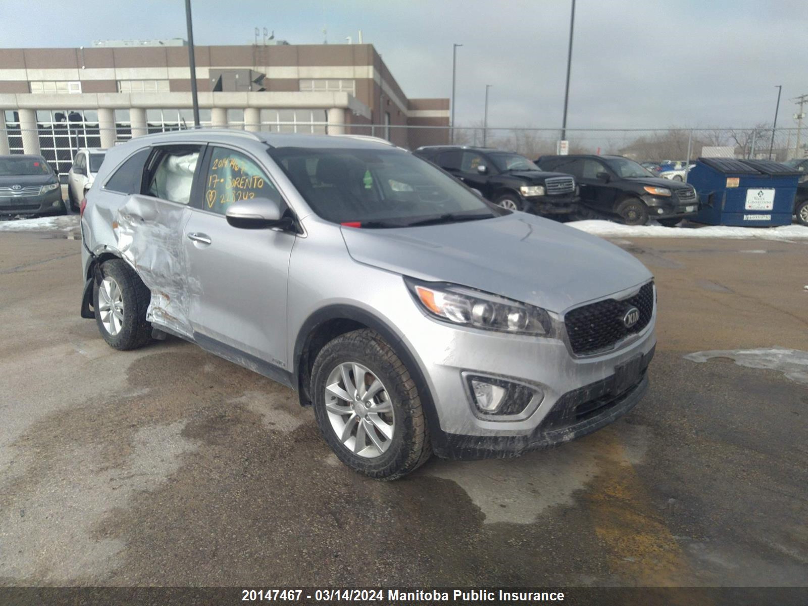 KIA SORENTO 2017 5xypgda32hg228243