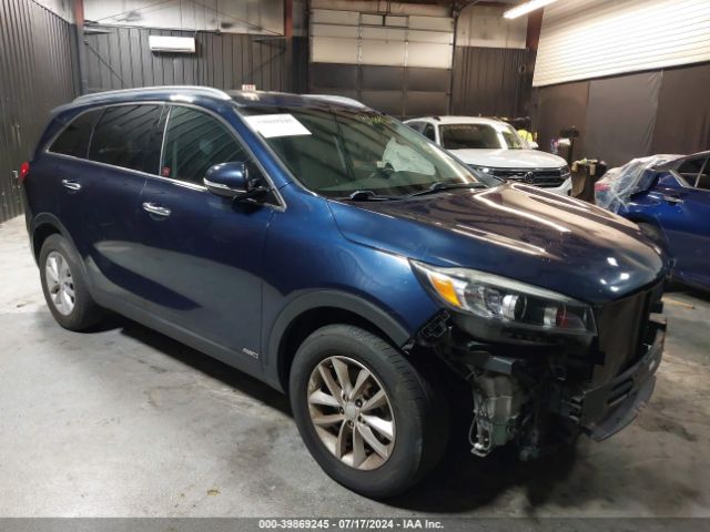 KIA SORENTO 2018 5xypgda32jg352289