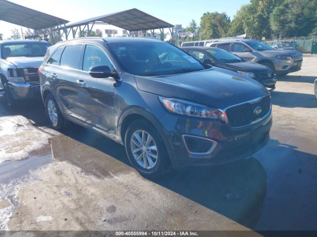 KIA SORENTO 2018 5xypgda32jg388371