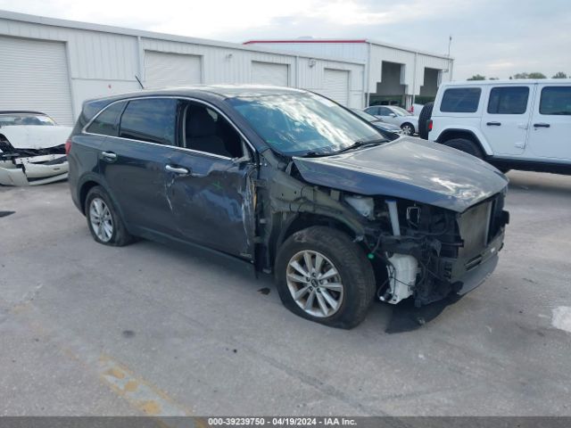 KIA SORENTO 2019 5xypgda32kg437604