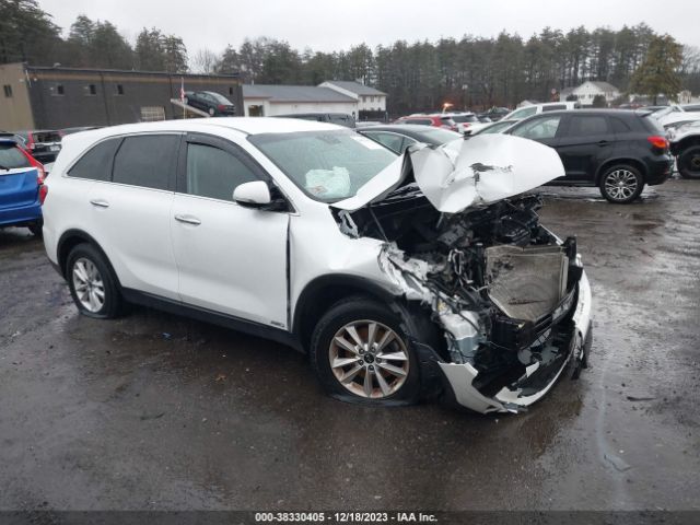 KIA SORENTO 2019 5xypgda32kg460008