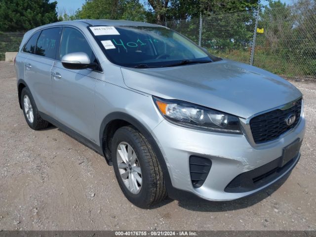 KIA SORENTO 2019 5xypgda32kg572128