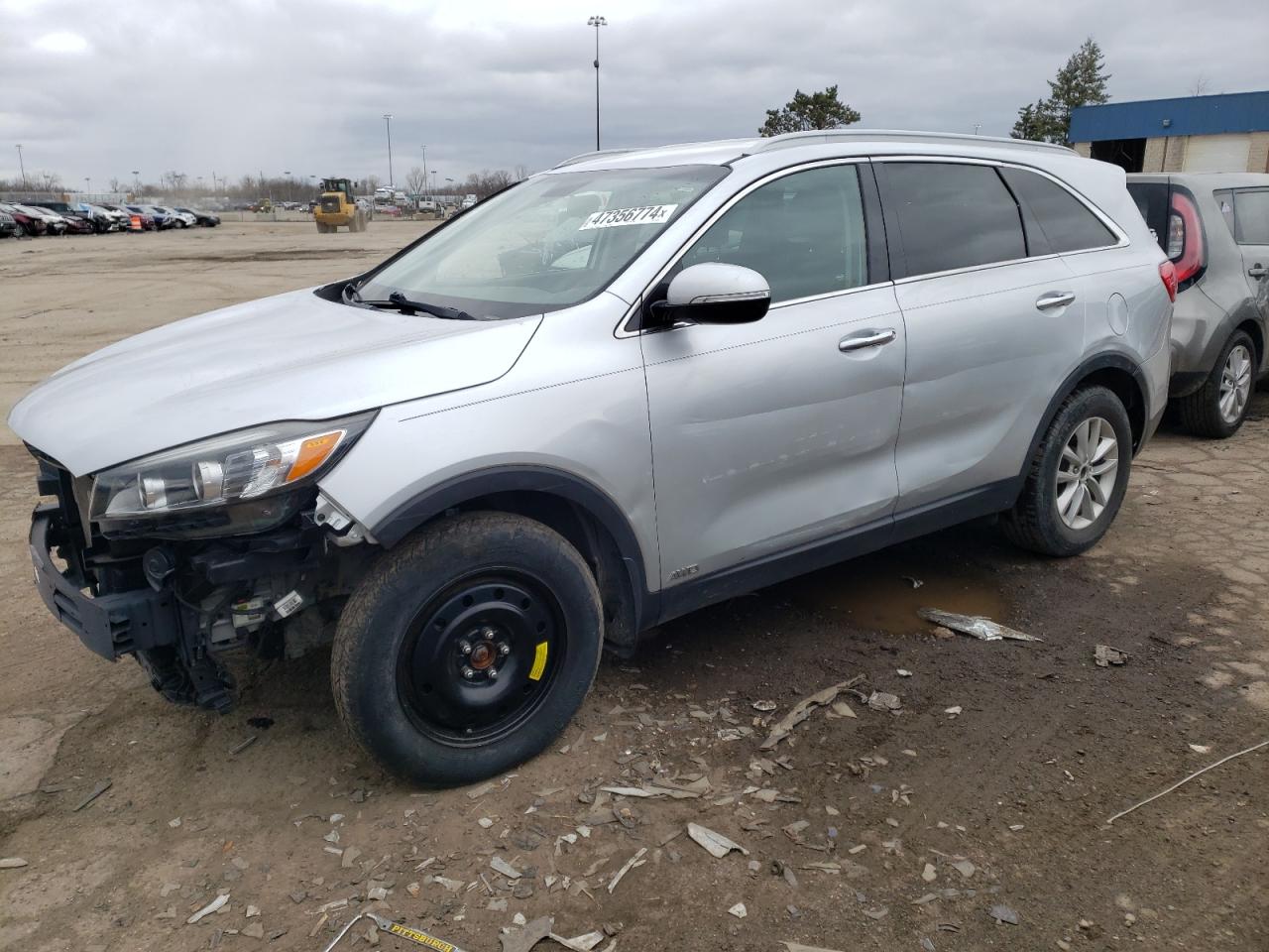 KIA SORENTO 2018 5xypgda33jg351815