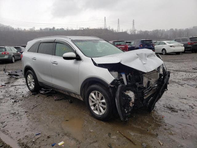 KIA SORENTO 2018 5xypgda33jg380280