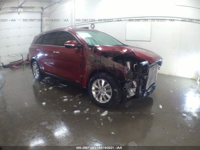 KIA SORENTO 2018 5xypgda33jg416209