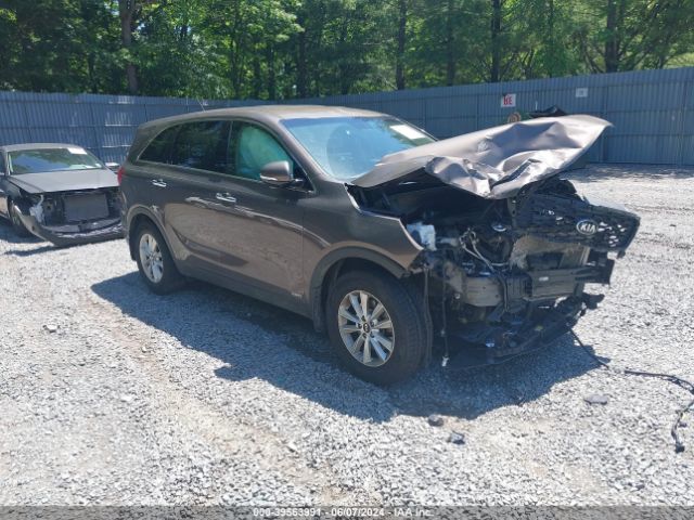 KIA SORENTO 2019 5xypgda33kg552244