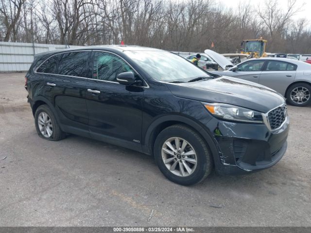 KIA SORENTO 2019 5xypgda33kg570498