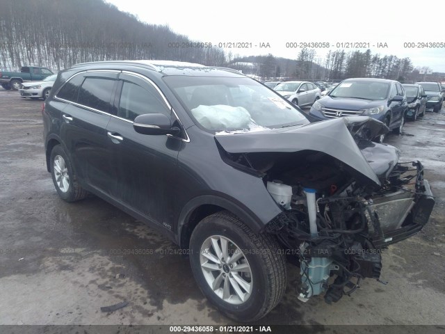 KIA SORENTO 2019 5xypgda33kg602754