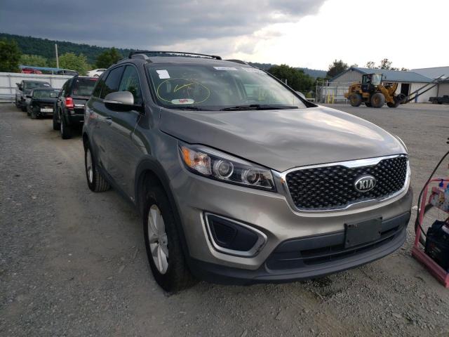 KIA SORENTO LX 2017 5xypgda34hg193124