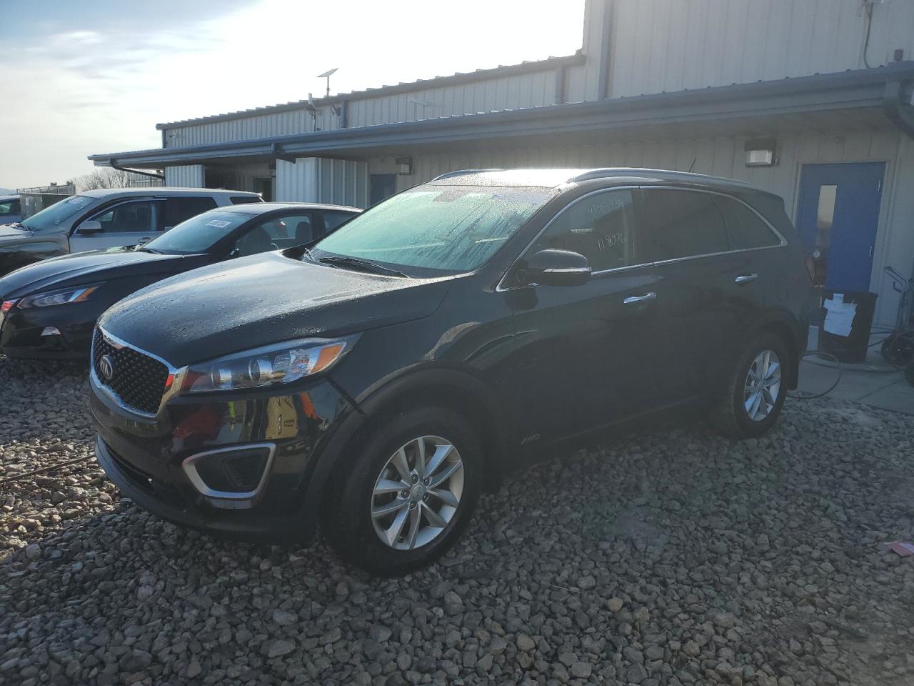 KIA SORENTO 2017 5xypgda34hg257310