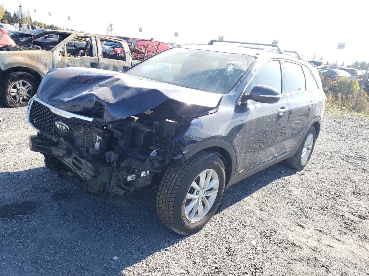 KIA SORENTO 2017 5xypgda34hg260871