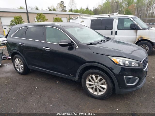 KIA SORENTO 2017 5xypgda35hg215289