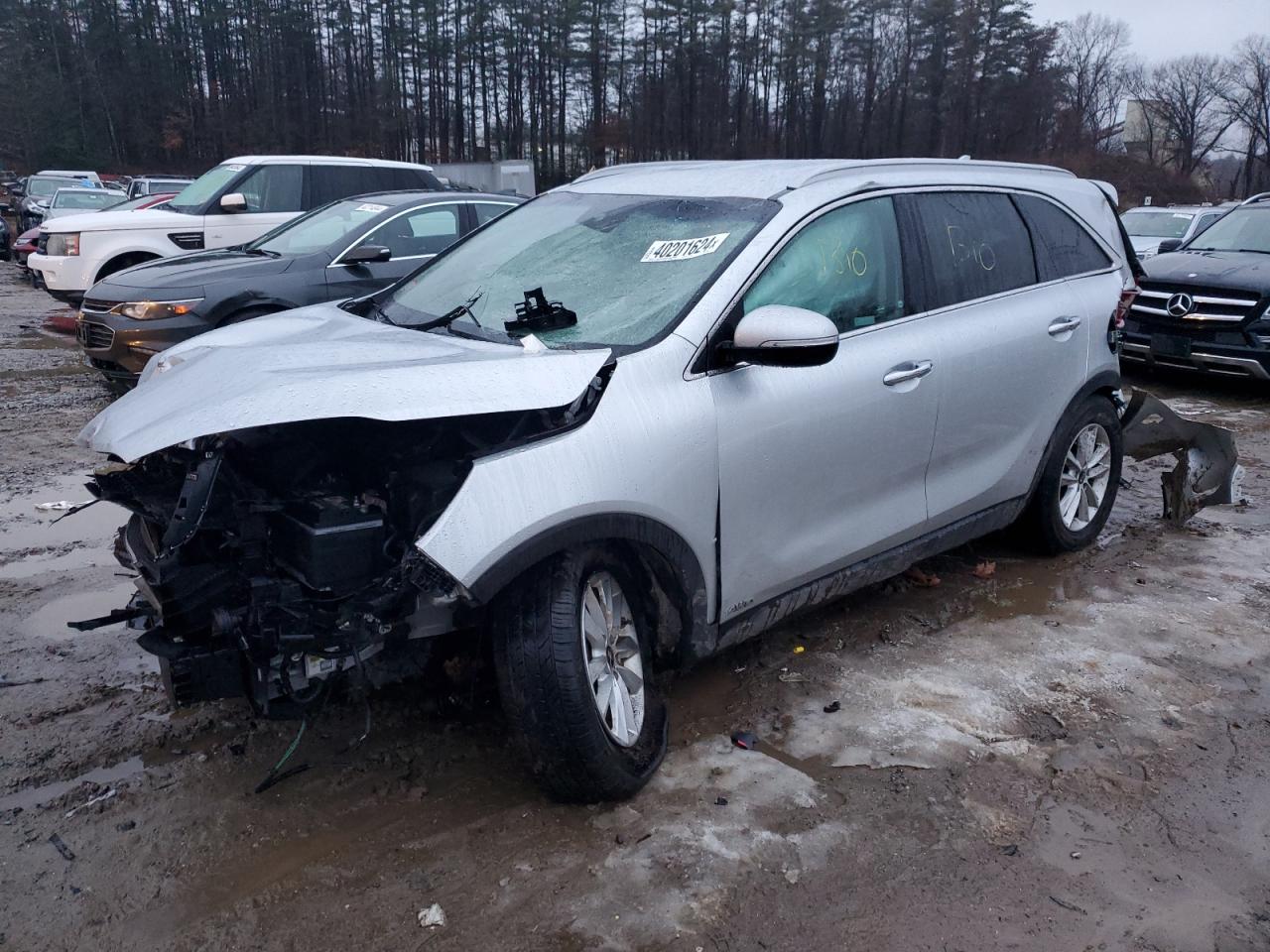 KIA SORENTO 2019 5xypgda35kg438083