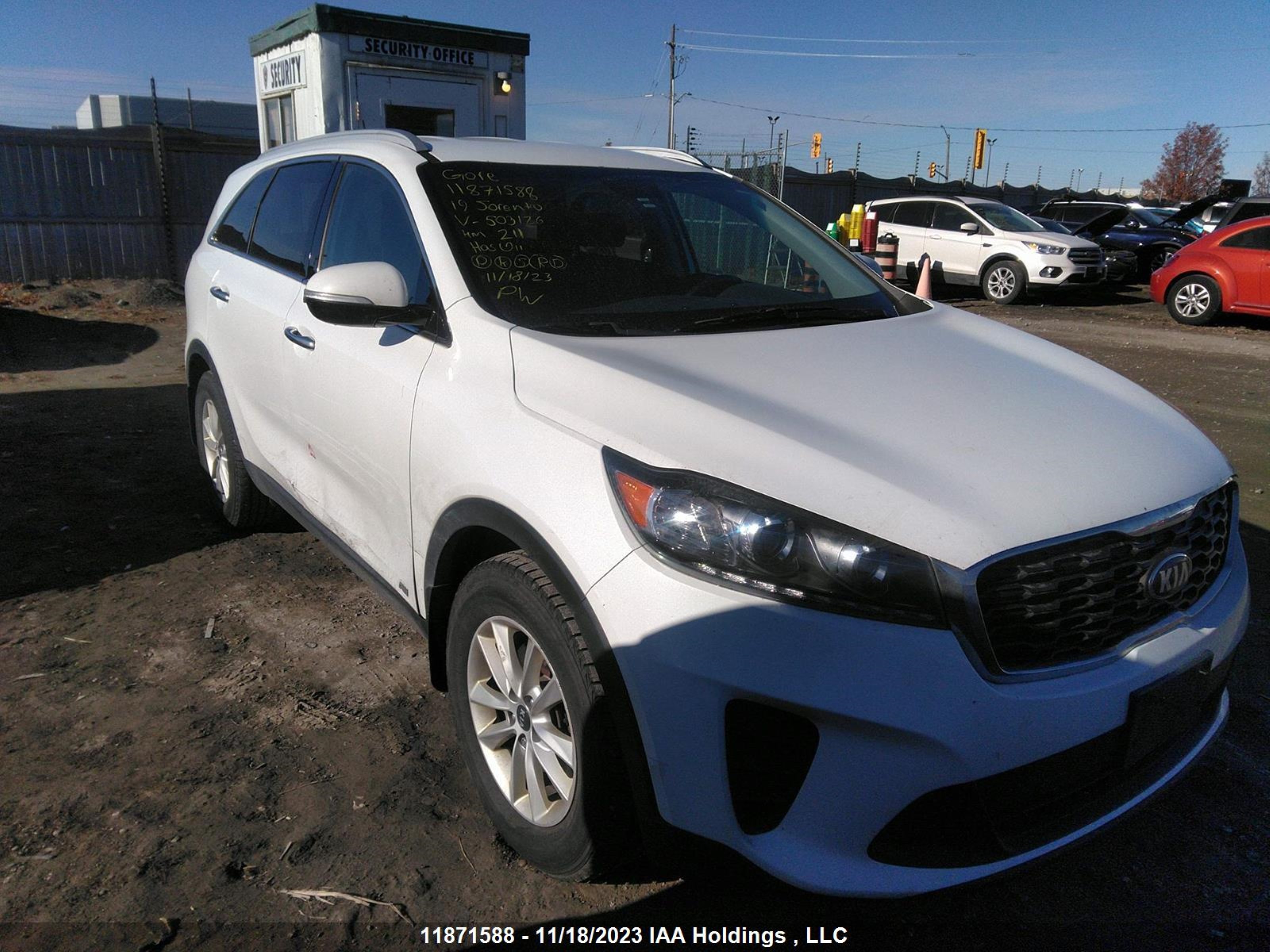 KIA SORENTO 2019 5xypgda35kg503126