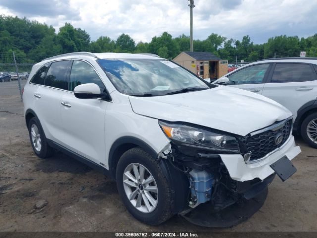 KIA SORENTO 2019 5xypgda36kg571192