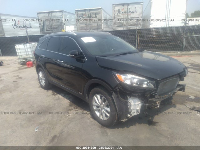 KIA SORENTO 2017 5xypgda37hg282590